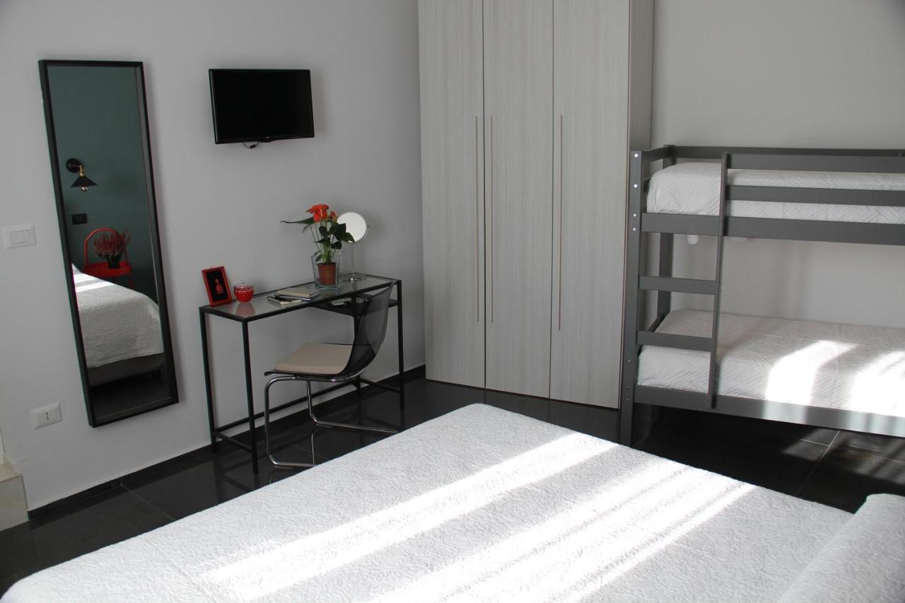 Casa Franzese Bed & Breakfast Napoli Bagian luar foto