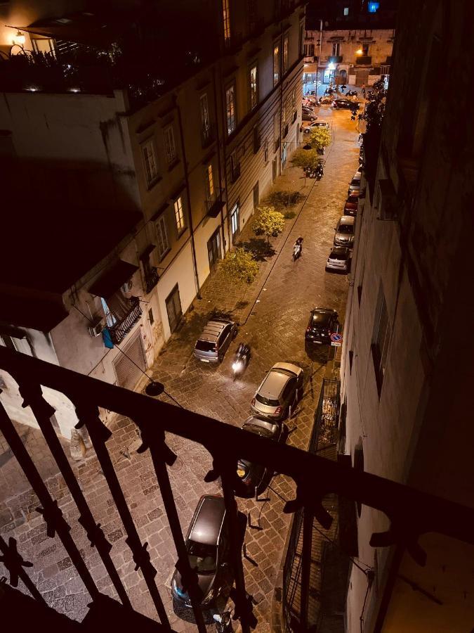 Casa Franzese Bed & Breakfast Napoli Bagian luar foto