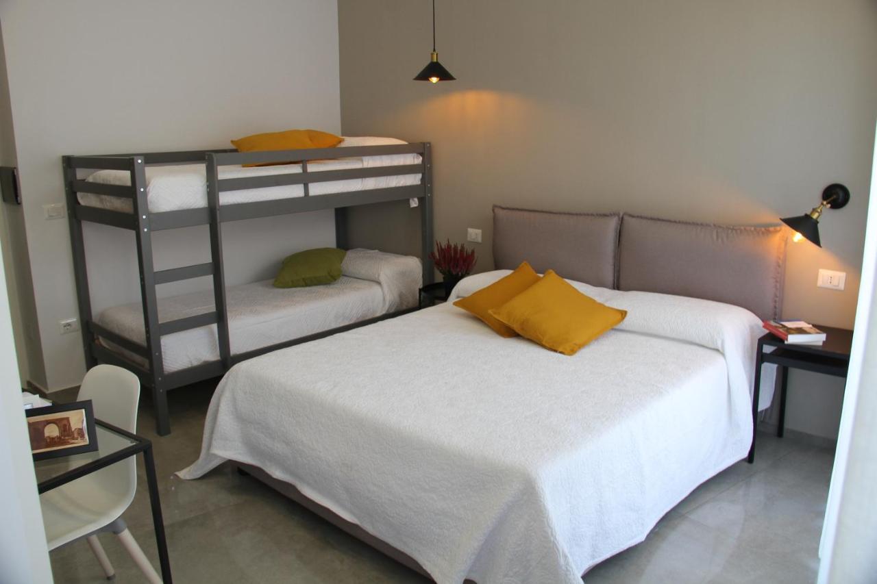 Casa Franzese Bed & Breakfast Napoli Bagian luar foto